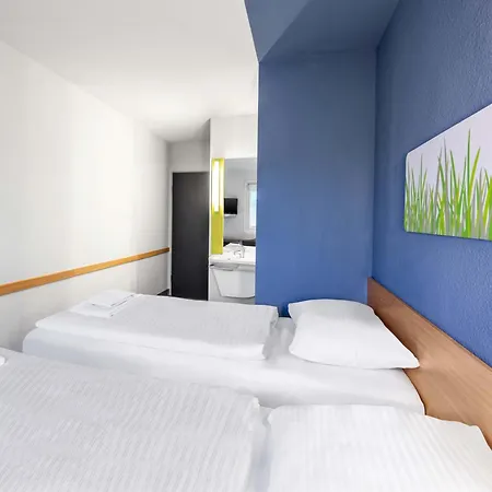 Duesseldorf-lintorf 3*